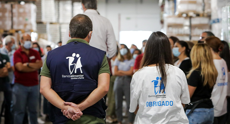 Cards Destaque Desktop Sustentabilidade Comunidade Banco Alimentar